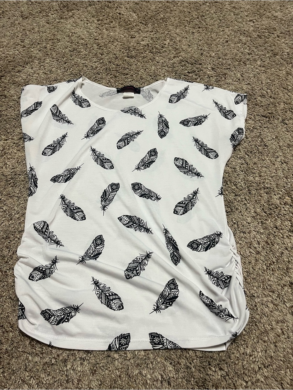 Annabelle White Tee with Black Feather Print